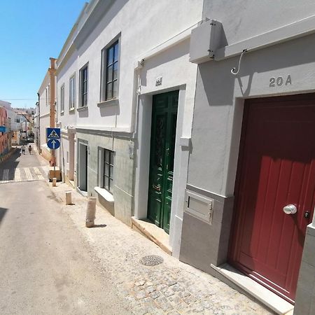 شقة لاغوس  في A41 - Olive Tree Street 1 Bed Flat المظهر الخارجي الصورة